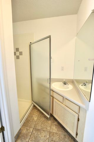 2900 Vista Del Rey NE 31B, Albuquerque, NM 87112