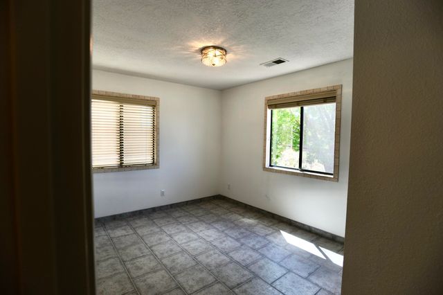 2900 Vista Del Rey NE 31B, Albuquerque, NM 87112