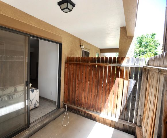 2900 Vista Del Rey NE 31B, Albuquerque, NM 87112