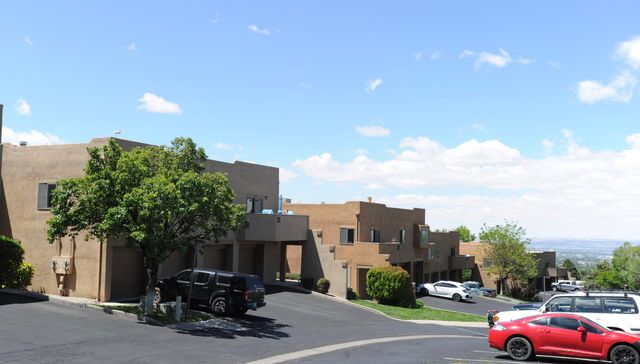 2900 Vista Del Rey NE 31B, Albuquerque, NM 87112