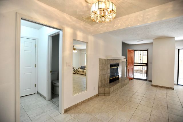2900 Vista Del Rey NE 31B, Albuquerque, NM 87112