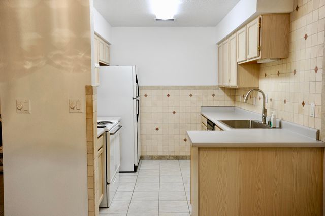 2900 Vista Del Rey NE 31B, Albuquerque, NM 87112