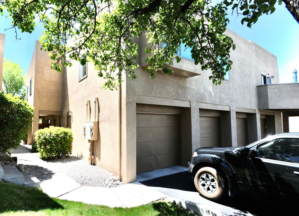 2900 Vista Del Rey NE 31B, Albuquerque, NM 87112