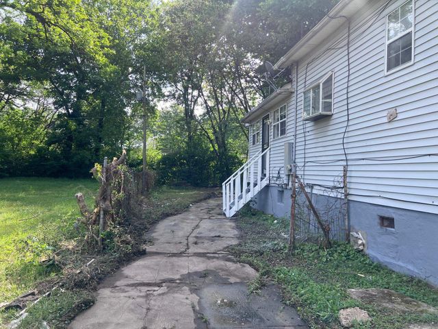 1050 CUMMINGS ST, Memphis, TN 38106