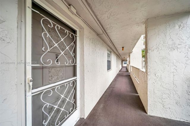 3940 Inverrary Blvd 303-A, Lauderhill, FL 33319