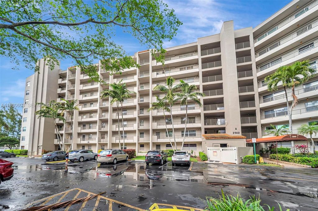 3940 Inverrary Blvd 303-A, Lauderhill, FL 33319