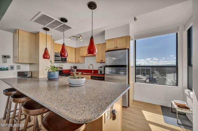 280 Island Avenue APT 1002, Reno, NV 89501