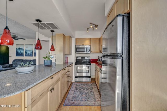 280 Island Avenue APT 1002, Reno, NV 89501