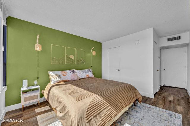 280 Island Avenue APT 1002, Reno, NV 89501