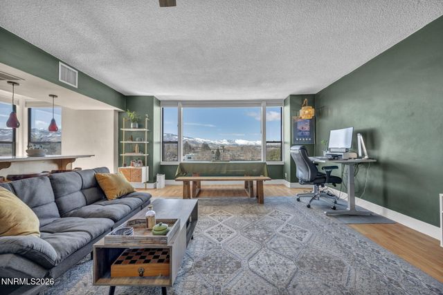 280 Island Avenue APT 1002, Reno, NV 89501