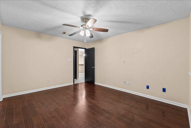 4807 Pleasant Plains Drive, Friendswood, TX 77546