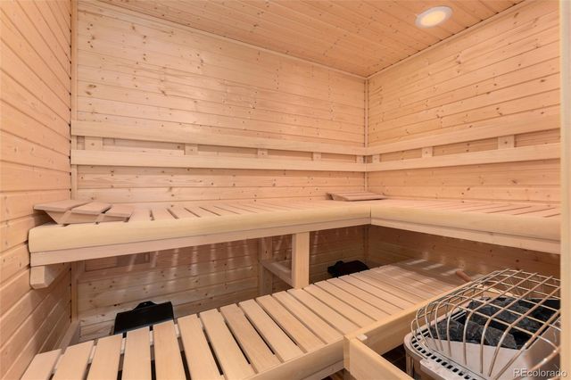 9752 W Athens Lane, Littleton, CO 80127