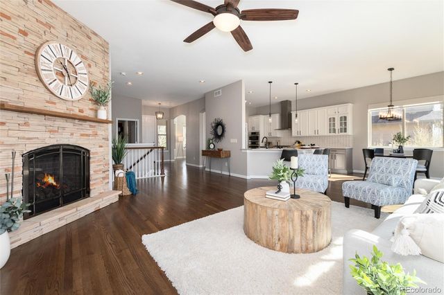 9752 W Athens Lane, Littleton, CO 80127