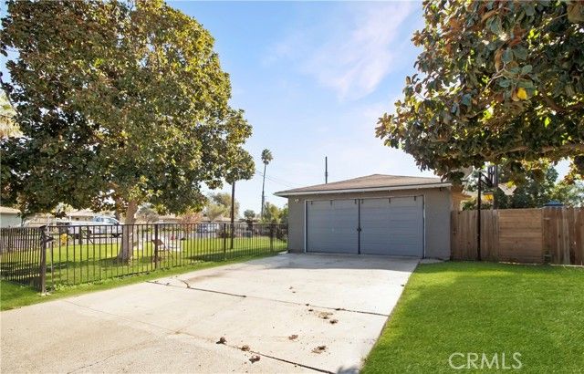 4692 Jackson, Riverside, CA 92503