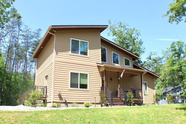939 Sunset Road, Epworth, GA 30541