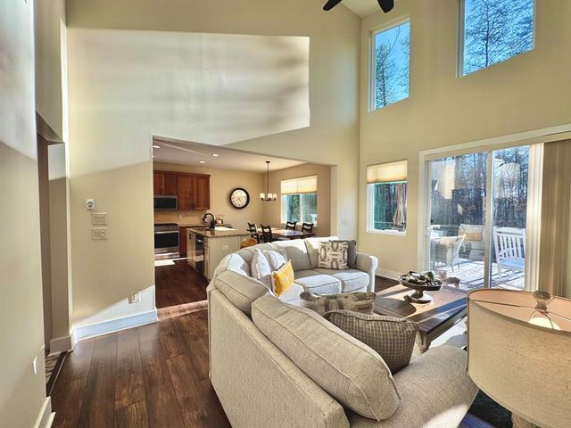 939 Sunset Road, Epworth, GA 30541