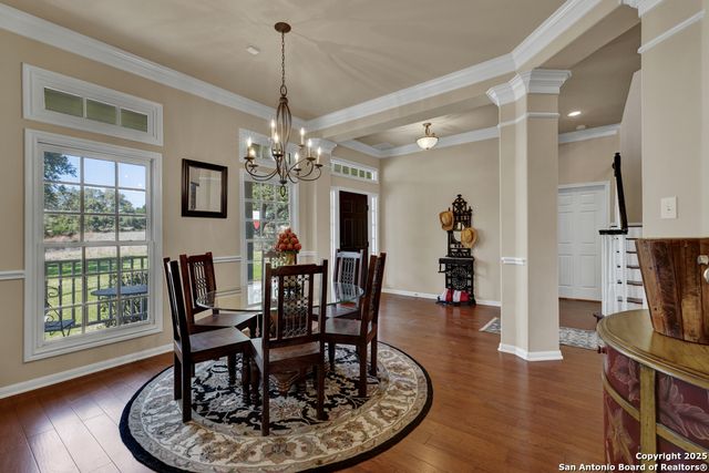 120 Oak Hideaway, Canyon Lake, TX 78133