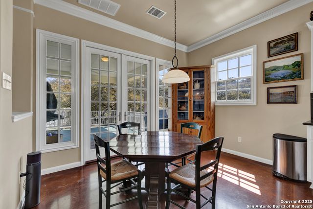 120 Oak Hideaway, Canyon Lake, TX 78133