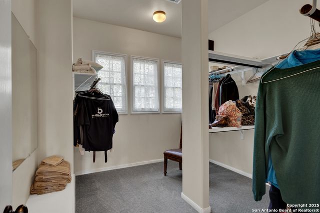 120 Oak Hideaway, Canyon Lake, TX 78133