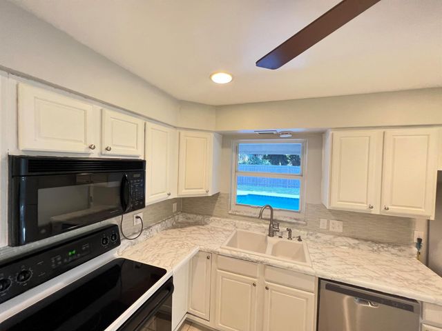 540 SW Manor Drive, Stuart, FL 34994