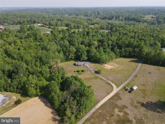 13245 CROOM RD, Upper Marlboro, MD 20772