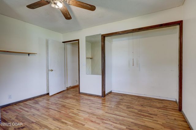 324 E 37th Street, Joplin, MO 64804