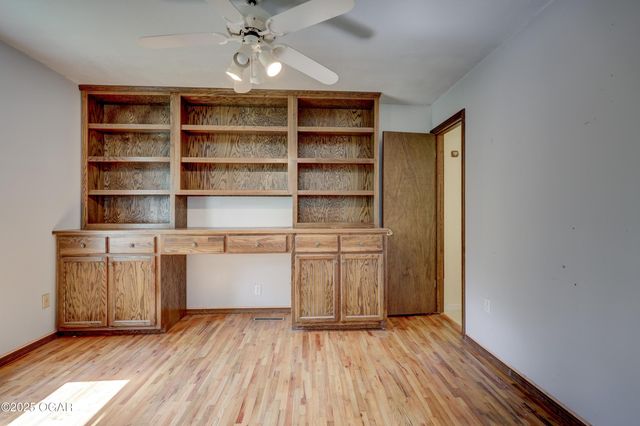 324 E 37th Street, Joplin, MO 64804