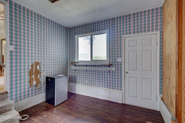 324 E 37th Street, Joplin, MO 64804