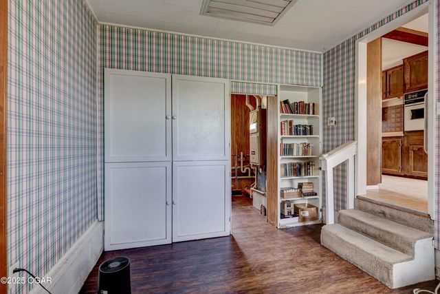 324 E 37th Street, Joplin, MO 64804