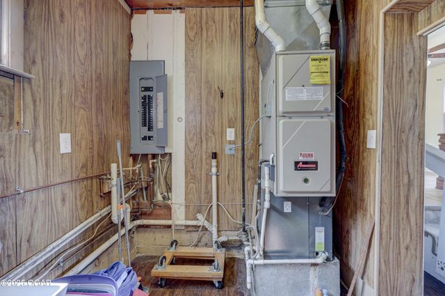 324 E 37th Street, Joplin, MO 64804