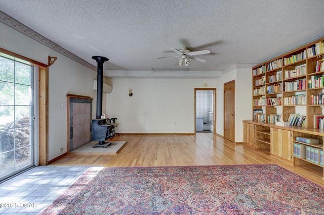 324 E 37th Street, Joplin, MO 64804