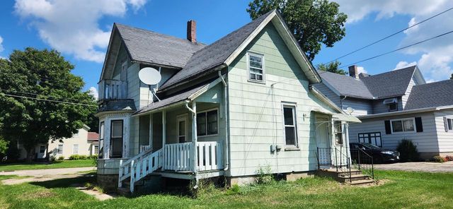 317 E Maple AVENUE, Beaver Dam, WI 53916