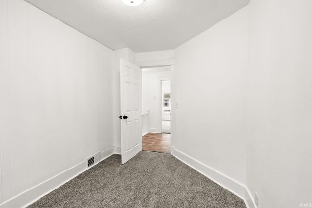 3004 Hoagland Avenue, Fort Wayne, IN 46807