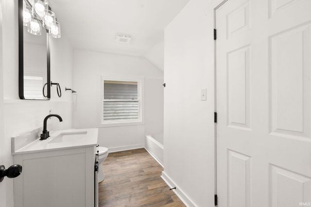 3004 Hoagland Avenue, Fort Wayne, IN 46807