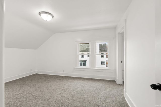 3004 Hoagland Avenue, Fort Wayne, IN 46807