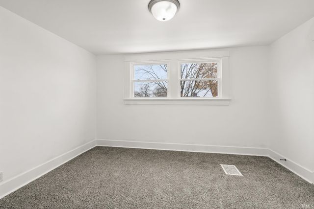 3004 Hoagland Avenue, Fort Wayne, IN 46807