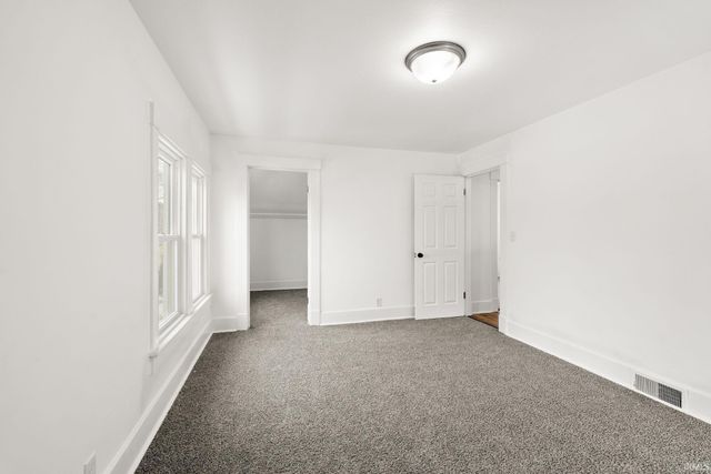 3004 Hoagland Avenue, Fort Wayne, IN 46807