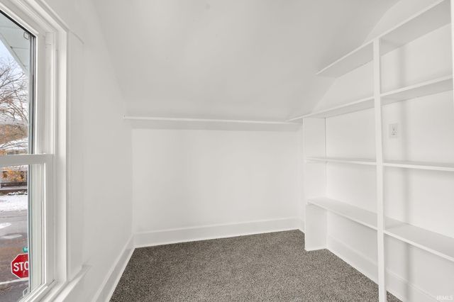 3004 Hoagland Avenue, Fort Wayne, IN 46807