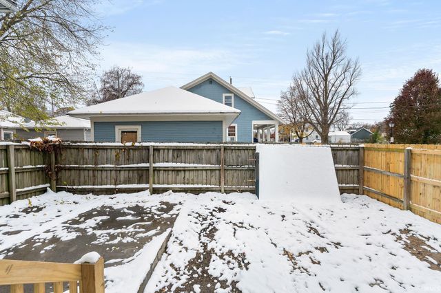 3004 Hoagland Avenue, Fort Wayne, IN 46807