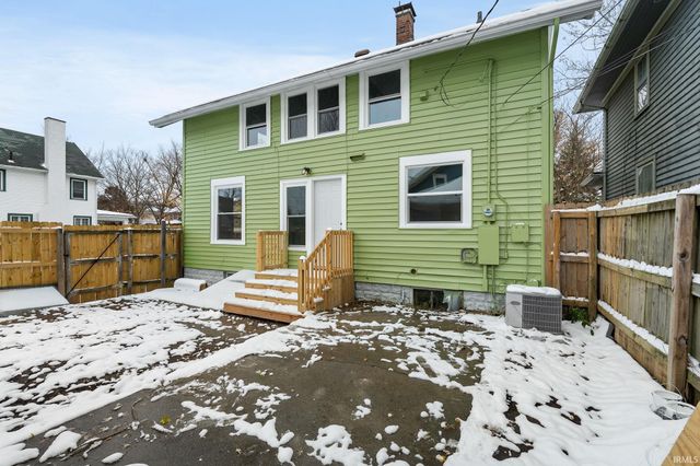 3004 Hoagland Avenue, Fort Wayne, IN 46807