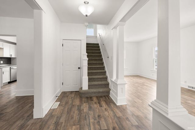 3004 Hoagland Avenue, Fort Wayne, IN 46807