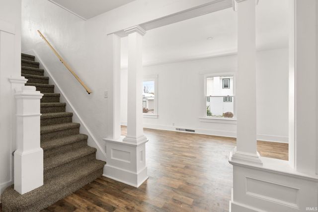 3004 Hoagland Avenue, Fort Wayne, IN 46807