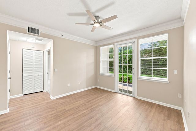 9857 BAYWINDS Drive 9112, West Palm Beach, FL 33411