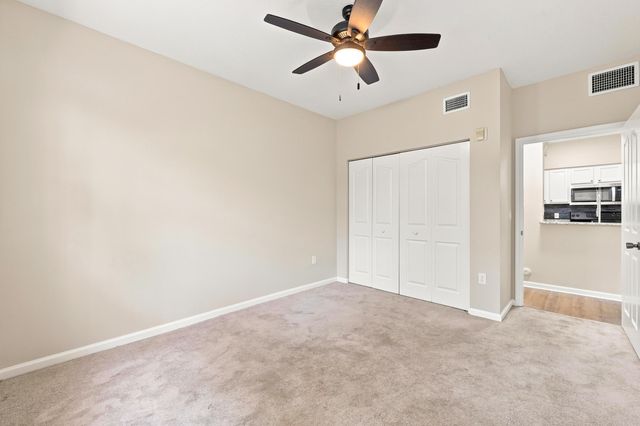 9857 BAYWINDS Drive 9112, West Palm Beach, FL 33411
