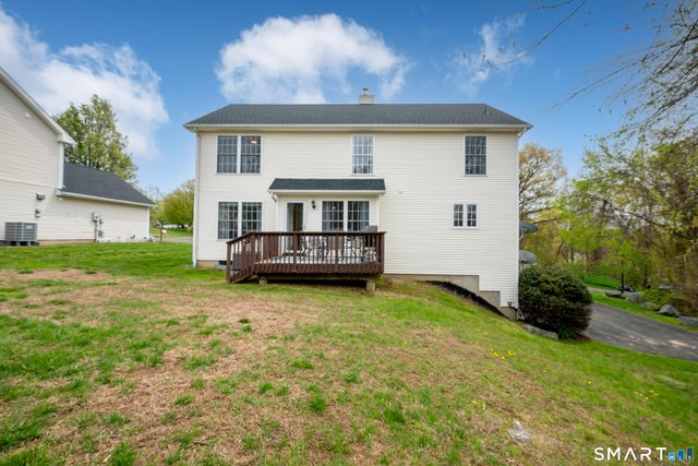 45 Pocono Lane 10, Danbury, CT 06810