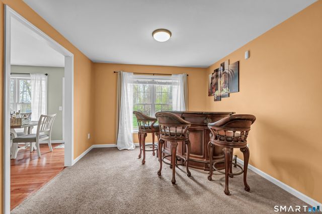 45 Pocono Lane 10, Danbury, CT 06810