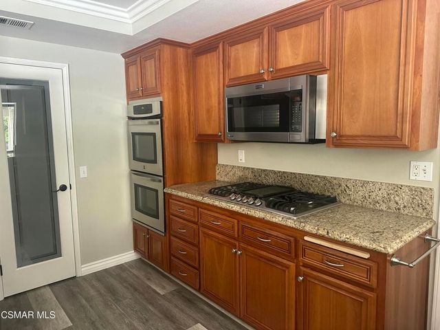 1961 Mccrea Road, Thousand Oaks, CA 91362