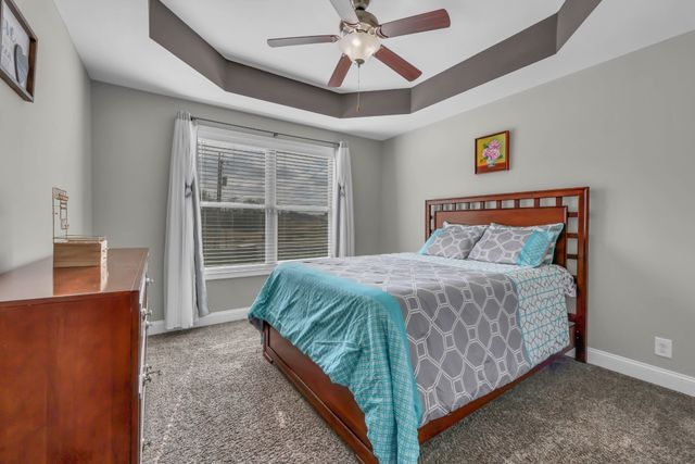 284 Browning Ct, Clarksville, TN 37043