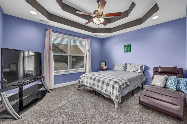 284 Browning Ct, Clarksville, TN 37043