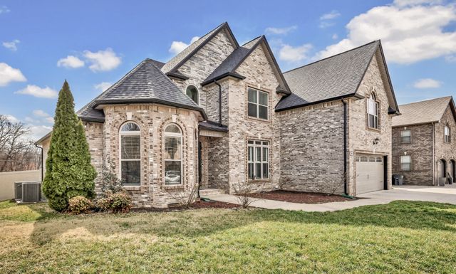 284 Browning Ct, Clarksville, TN 37043